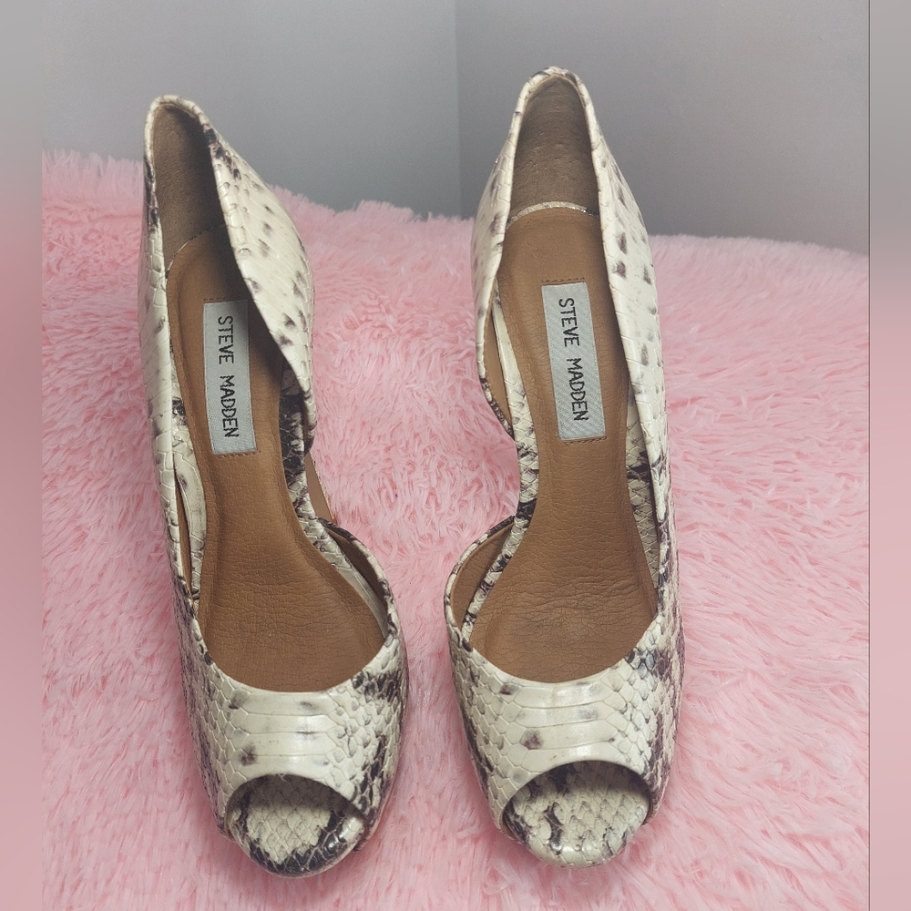Steve Madden Stiletto platform heels snake python Pattern 7 faux leather HOT 🫦 - Picture 8 of 10